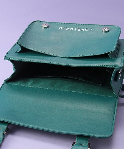 LOVETOXIC（ラブトキシック）の「サッチェル合皮リュック（バックパック/リュック・キッズ・オフホワイト/グリーン/ブラック・FREE）」の13枚目の写真