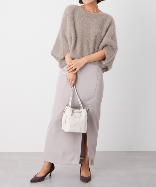 OUVRAGE CLASSE（ウヴラージュクラス）の「フロントスリットタイトスカート（スカート・レディース・ブラック/グレイッシュベージュ・FREE）」の13枚目の写真