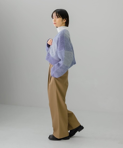 KBF（ケイビーエフ）の「BIGチェックショートカーディガン（ニット/セーター・レディース・ネイビー/カーキ/ブルー・ONE）」の7枚目の写真