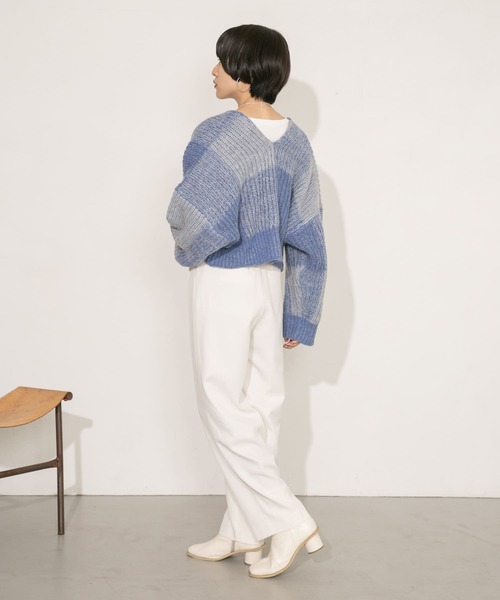 KBF（ケイビーエフ）の「BIGチェックショートカーディガン（ニット/セーター・レディース・ネイビー/カーキ/ブルー・ONE）」の15枚目の写真