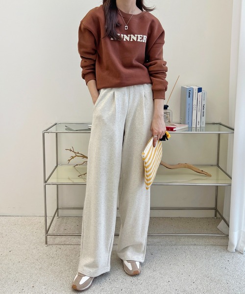 me+em select（ミームセレクト）の「リラックススウェットジョガーパンツ（スウェットパンツ・レディース・オートミール/ネイビー/ブラック/グレー/ブルー/グリーン/レッド/ライトブルー・MEDIUM/SMALL）」の4枚目の写真