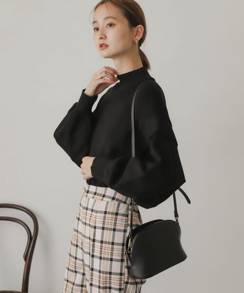 定価1.5万 Aga ショルダータック バイカラー ライン 2way ニット 黒 Linear 2 Way Shoulder｜リニア 2 ウェイ ショルダー – マザーハウス