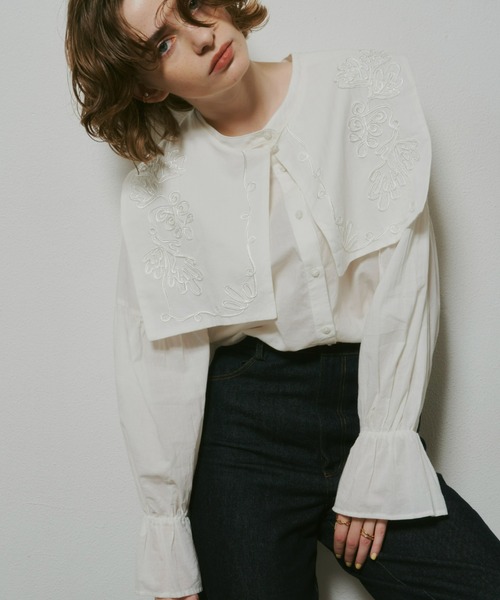 Unitage（ユニテージ）の「コード刺繍付け襟ブラウス（シャツ/ブラウス）」 - WEAR