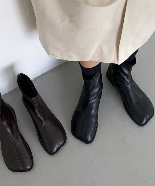 SUGAR BISKET（シュガービスケット）の「バックファスナーショートブーツ（ブーツ・レディース・ブラック/ダークブラウン・38/39/35/36/37）」の7枚目の写真