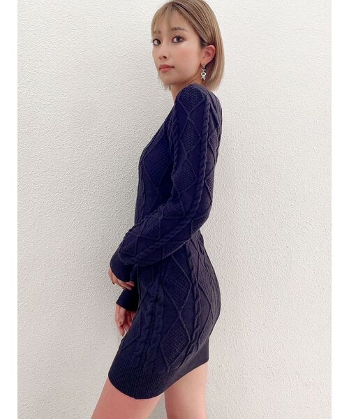 GYDA（ジェイダ）の「BACK OPENケーブルニットワンピース（ワンピース・レディース・アイボリー/ブラック・FREE）」の14枚目の写真