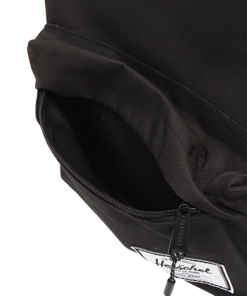 Herschel Supply(ハーシェルサプライ)の「【Herschel】 Classic(バックパック/リュック・レディース・カモフラージュ/ブラック/グレー/ネイビー・ONE SIZE)」の11枚目の写真