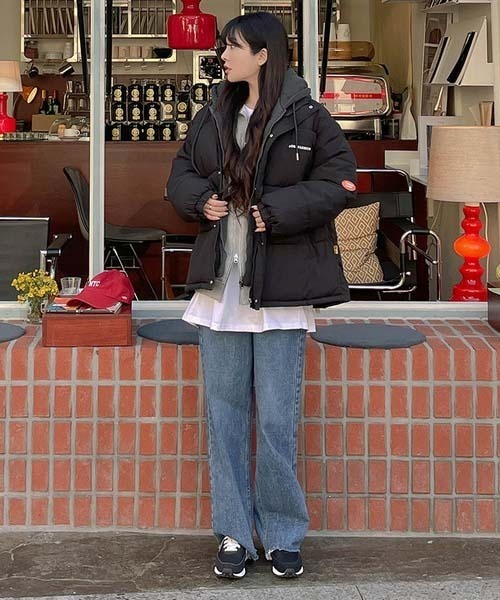 SONA（ソナ）の「SONYUNARA フードレイヤードダウンジャケット（ダウンジャケット/コート・レディース・ブラック/アイボリー・MEDIUM/LARGE）」の8枚目の写真