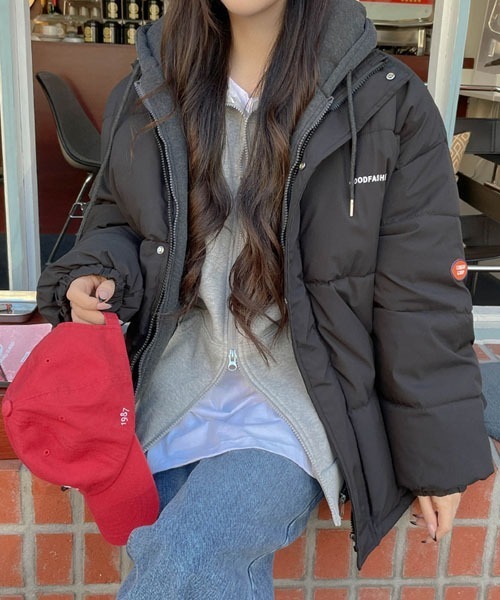 SONA（ソナ）の「SONYUNARA フードレイヤードダウンジャケット（ダウンジャケット/コート・レディース・ブラック/アイボリー・MEDIUM/LARGE）」の11枚目の写真