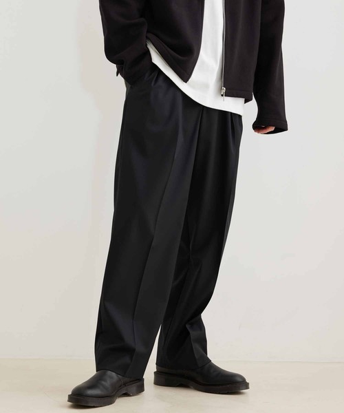 ADAM ET ROPE'（アダムエロペ）の「《SOLOTEX》《REPREVE》トロ ワイド テーパード 2タック スラックス/サスティナブル（スラックス・メンズ・ブラック/グリーン系その他2/グレー系その他・S/M/L）」の21枚目の写真