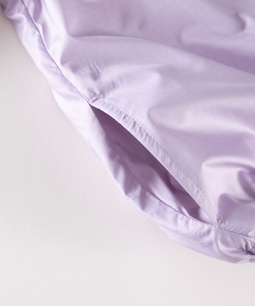 trois lapins kp（トロワラパンケーピー）の「ポリエステルタフタ ウインドブレーカー(100～130cm)（ナイロンジャケット・キッズ・ラベンダー/オフホワイト・130cm/120cm/110cm/100cm）」の10枚目の写真