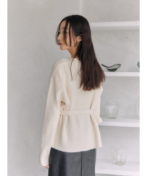 Ayla(アイラ)の「browsing knit cardigan(カーディガン/ボレロ・レディース・ベージュ/ブラック/アイボリー・FREE)」の8枚目の写真