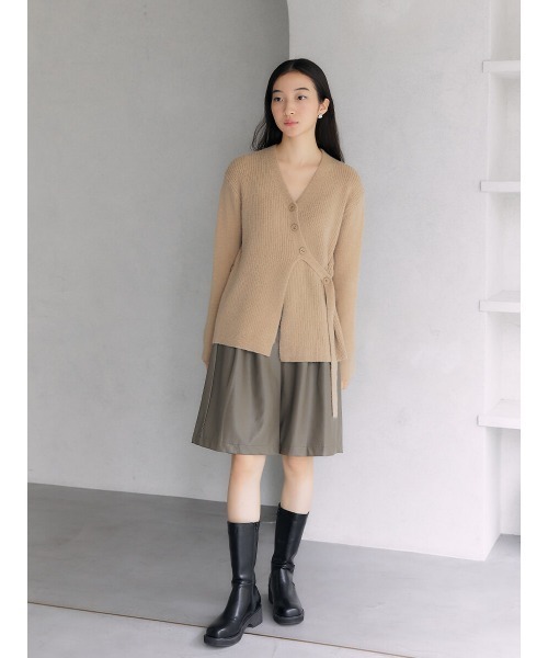 Ayla(アイラ)の「browsing knit cardigan(カーディガン/ボレロ・レディース・ベージュ/ブラック/アイボリー・FREE)」の13枚目の写真