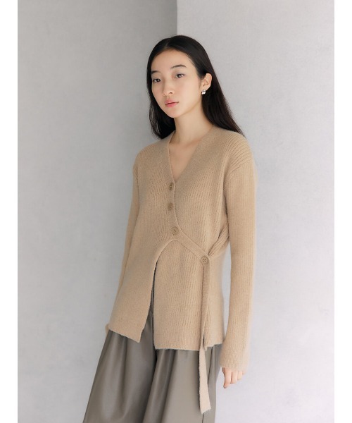 Ayla(アイラ)の「browsing knit cardigan(カーディガン/ボレロ・レディース・ベージュ/ブラック/アイボリー・FREE)」の14枚目の写真