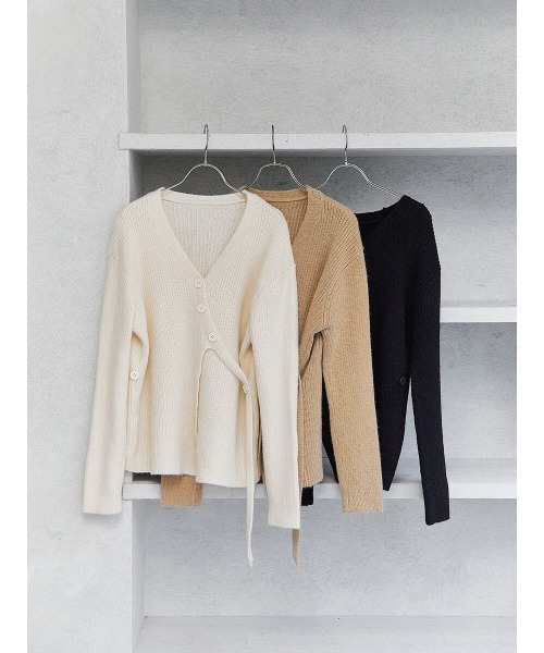 Ayla(アイラ)の「browsing knit cardigan(カーディガン/ボレロ・レディース・ベージュ/ブラック/アイボリー・FREE)」の17枚目の写真