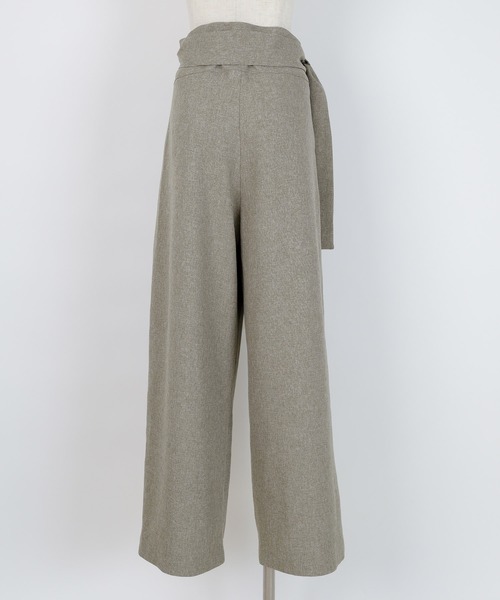 UR'S（ユアーズ）の「リネンライクハイウエストラップワイドパンツ（その他パンツ・レディース・アイボリー/ブラック/サンドベージュ/グリーン系その他/ブルー系その他/ダークグレー/ダークブラウン・S/M/L）」の12枚目の写真