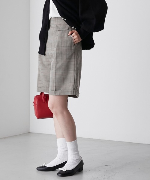 BONLECILL（ボンルシール）の「【セットアップ対応】センタープレスバミューダパンツ（その他パンツ・レディース・チャコールグレー/ブルー/ネイビー/ブラック/ベージュ/ブラウン系1・M/L）」の17枚目の写真