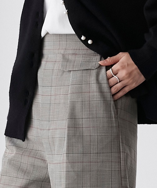 BONLECILL（ボンルシール）の「【セットアップ対応】センタープレスバミューダパンツ（その他パンツ・レディース・チャコールグレー/ブルー/ネイビー/ブラック/ベージュ/ブラウン系1・M/L）」の15枚目の写真