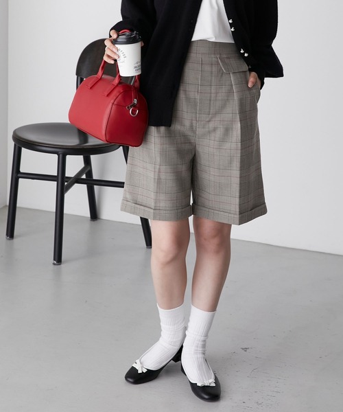 BONLECILL（ボンルシール）の「【セットアップ対応】センタープレスバミューダパンツ（その他パンツ・レディース・チャコールグレー/ブルー/ネイビー/ブラック/ベージュ/ブラウン系1・M/L）」の14枚目の写真