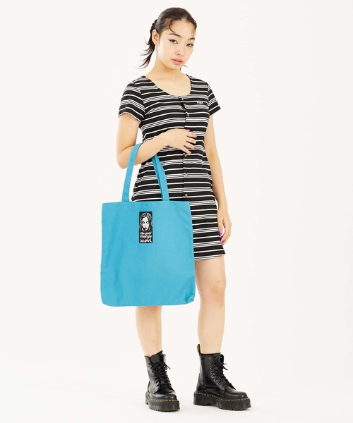 X-girl（エックスガール）の「VINYL LIP FACE CANVAS TOTE BAG（トートバッグ・レディース・ブルー/ブラック/ホワイト・ONE SIZE）」の7枚目の写真