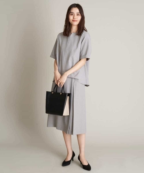 a.v.v(アーヴェヴェ)の「【UVカット/洗える】麻調ストレッチベルテッドタックスカート【麻調シリーズ】(スーツスカート・レディース・ライトグレー/ベージュ/ネイビー・36/38/40/42/34)」の19枚目の写真