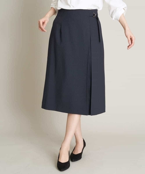 a.v.v(アーヴェヴェ)の「【UVカット/洗える】麻調ストレッチベルテッドタックスカート【麻調シリーズ】(スーツスカート・レディース・ライトグレー/ベージュ/ネイビー・36/38/40/42/34)」の21枚目の写真