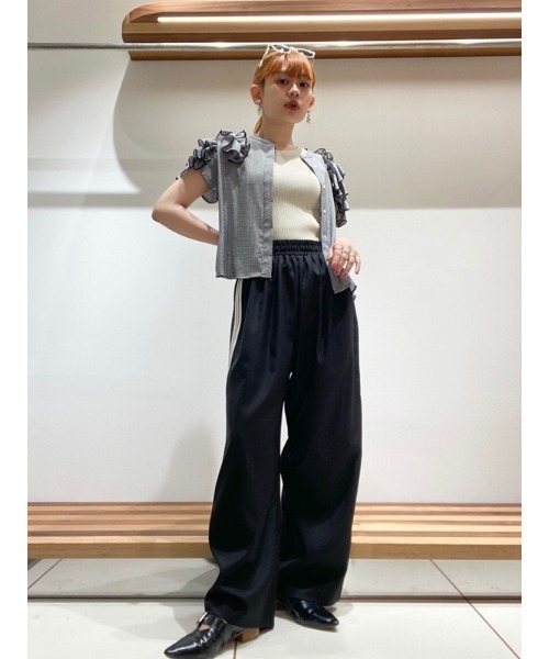 FURFUR（ファーファー）の「フリルショルダーブラウス（シャツ