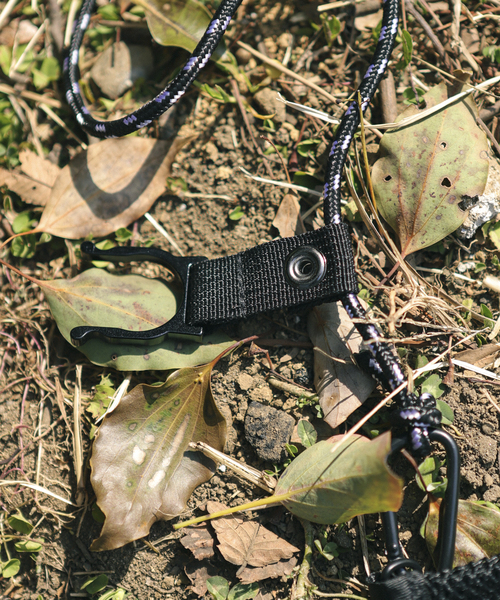 POLeR（ポーラー）の「【POLeR / ポーラー】別注ドリンク メッシュ ポーチ（ショルダーバッグ・メンズ・ブラック/ネイビー・FREE）」の4枚目の写真