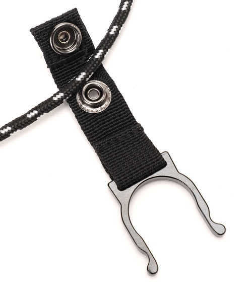 POLeR（ポーラー）の「【POLeR / ポーラー】別注ドリンク メッシュ ポーチ（ショルダーバッグ・メンズ・ブラック/ネイビー・FREE）」の13枚目の写真