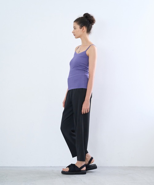 LANVIN en Bleu（ランバンオンブルー）の「ブライトリブニットキャミソール（キャミソール・レディース・ライトブルー/ブラック/ライトカーキ/ライトパープル・38）」の8枚目の写真