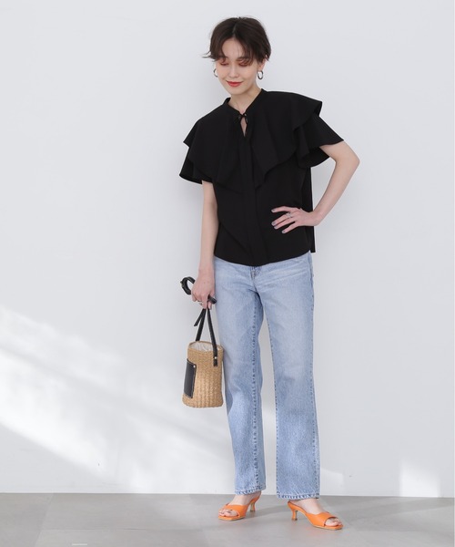 N.（N. Natural Beauty Basic）（エヌエヌナチュラルビューティーベーシック）の「◆ラッフルブラウス（シャツ/ブラウス・レディース・ブラック/オフホワイト/ブルー・MEDIUM）」の14枚目の写真