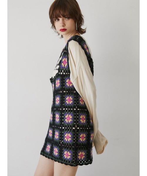 jouetie(ジュエティ)の「シンプルロゴロンT(Tシャツ/カットソー・レディース・ブラック/パープル/アイボリー・MEDIUM)」の6枚目の写真