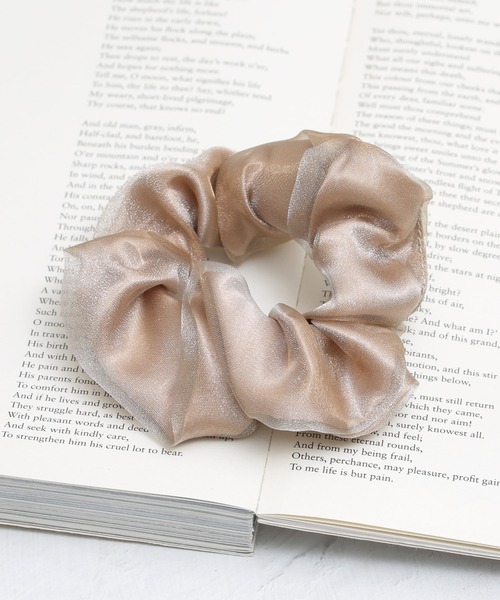 LINFA　（リンファ）の「【Peony/ピオニー】/シンプルカラーシュシュ（ヘアゴム・レディース・アイボリー/ブラック/ブラック系その他/ベージュ/ホワイト・FREE）」の5枚目の写真