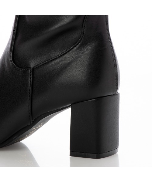 Launa lea（ラウナレア）の「スクエアトゥストレッチロングブーツ(S140)（ブーツ・レディース・アイボリー/ブラック/グレイッシュベージュ/ブラック系その他・S/L/LL/M）」の6枚目の写真