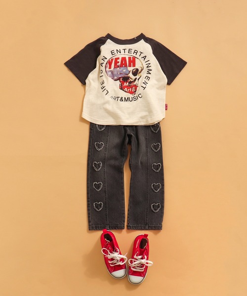 BREEZE（ブリーズ）の「【20周年復刻シリーズ】レジェンドグラフィック ラグランTシャツ（Tシャツ/カットソー・キッズ・アイボリー/オフホワイト/レインボー・140/90/150/120/80/110/130/100）」の4枚目の写真