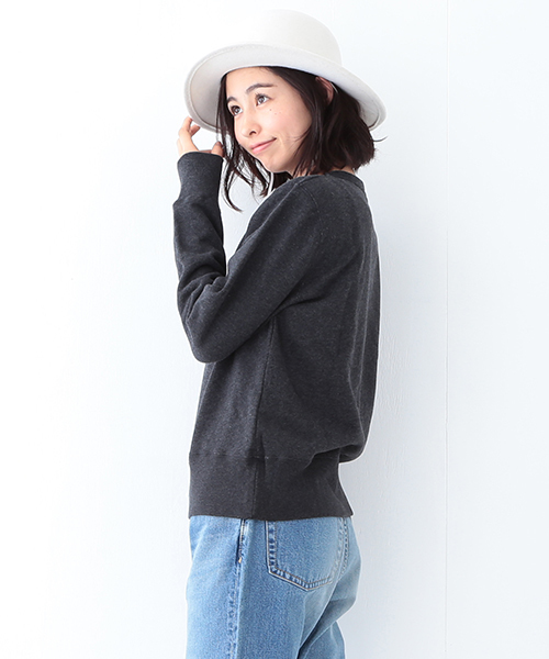 BEAMS BOY（ビームスボーイ）の「BEAMS BOY / スウェット レタード クルー 15FW（スウェット・レディース・ホワイト/チャコールグレー/ブルー・ONE SIZE）」の22枚目の写真