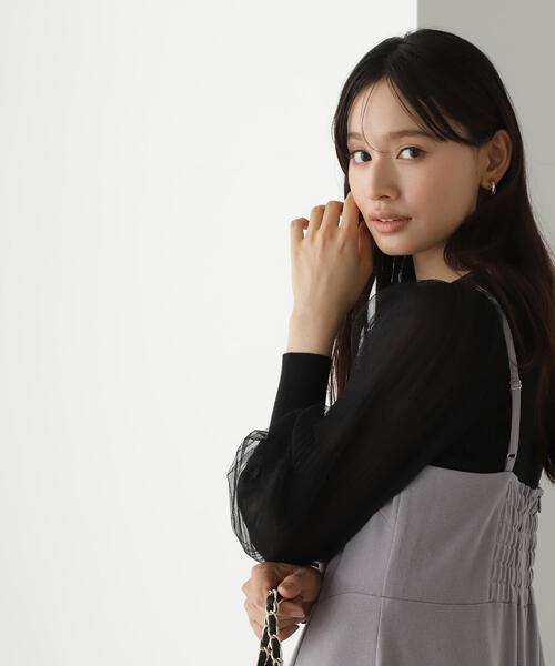 NATURAL BEAUTY BASIC（ナチュラルビューティーベーシック）の「◇チュールスリーブドッキングニット（ニット/セーター・レディース・ブラウン/オフホワイト/ブラック/ブルー・FREE）」の19枚目の写真