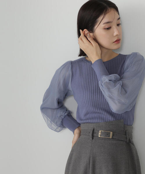 NATURAL BEAUTY BASIC（ナチュラルビューティーベーシック）の「◇チュールスリーブドッキングニット（ニット/セーター・レディース・ブラウン/オフホワイト/ブラック/ブルー・FREE）」の9枚目の写真