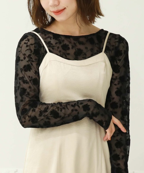 archives（アルシーヴ）の「バックシャン花柄フロッキーチュールＴＯＰＳ（Tシャツ/カットソー・レディース・オフホワイト/ブラック・MEDIUM）」の14枚目の写真