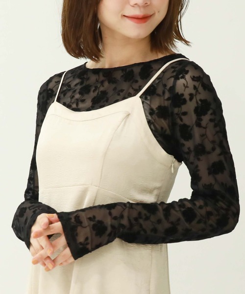 archives（アルシーヴ）の「バックシャン花柄フロッキーチュールＴＯＰＳ（Tシャツ/カットソー・レディース・オフホワイト/ブラック・MEDIUM）」の15枚目の写真