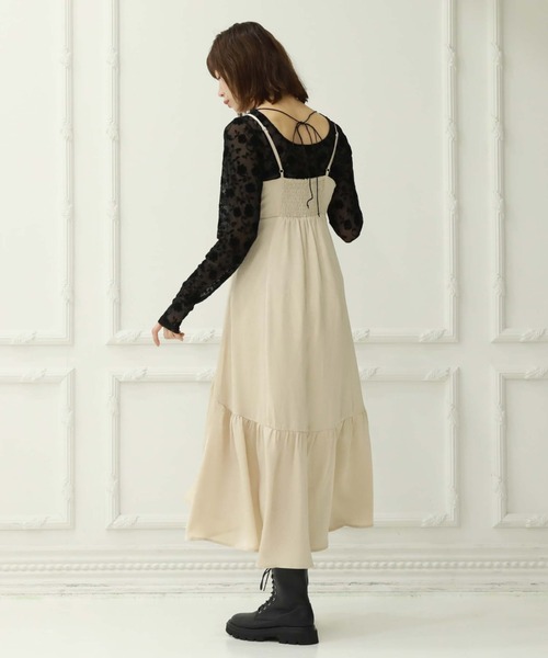 archives（アルシーヴ）の「バックシャン花柄フロッキーチュールＴＯＰＳ（Tシャツ/カットソー・レディース・オフホワイト/ブラック・MEDIUM）」の17枚目の写真