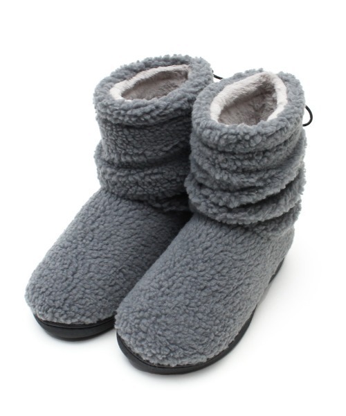 and it_（アンドイット）の「mokomokoボアブーツ（ブーツ・レディース・ブラック/ベージュ/グレー・L/M）」の3枚目の写真