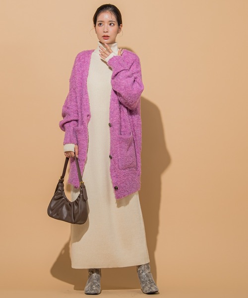 VICKY(ビッキー)の「【KOREAN ITEM】フェイクレザー半月型ショルダーバッグ(ショルダーバッグ・レディース・ブラック/オフホワイト/ブラウン・FREE)」の4枚目の写真