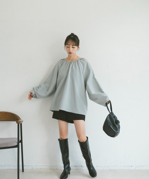 VANNIE U(ヴァニーユー)の「ダブルリボンギャザーブラウス/2WAY着用可能(シャツ/ブラウス・レディース・ホワイト/ブラック/ライトブルー・FREE)」の19枚目の写真