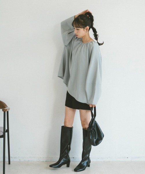 VANNIE U(ヴァニーユー)の「ダブルリボンギャザーブラウス/2WAY着用可能(シャツ/ブラウス・レディース・ホワイト/ブラック/ライトブルー・FREE)」の8枚目の写真