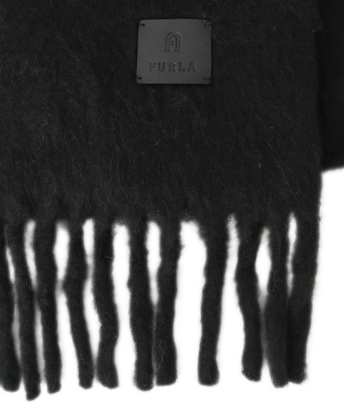 FURLA(フルラ)の「【WEB限定】シャギーボリュームマフラー(マフラー・レディース・ベージュ/オフホワイト/グレー/ブラック/ネイビー/モカ/サックスブルー/オレンジ/グリーン/ダークグレー/ワインレッド・FREE)」の14枚目の写真