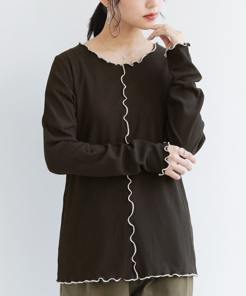 osharewalker(オシャレウォーカー)の「『裏起毛配色メローリブクルーネックカットソー』(Tシャツ/カットソー・レディース・パープル/ベージュ/ブラック/チャコール・L/LL/M)」の2枚目の写真