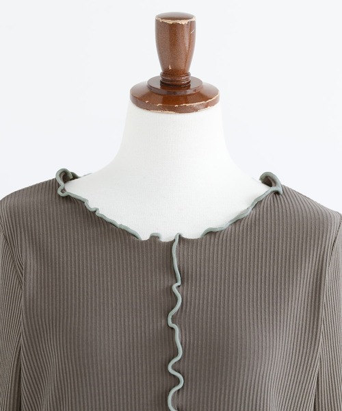 osharewalker(オシャレウォーカー)の「『裏起毛配色メローリブクルーネックカットソー』(Tシャツ/カットソー・レディース・パープル/ベージュ/ブラック/チャコール・L/LL/M)」の19枚目の写真