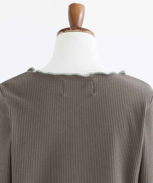 osharewalker(オシャレウォーカー)の「『裏起毛配色メローリブクルーネックカットソー』(Tシャツ/カットソー・レディース・パープル/ベージュ/ブラック/チャコール・L/LL/M)」の20枚目の写真
