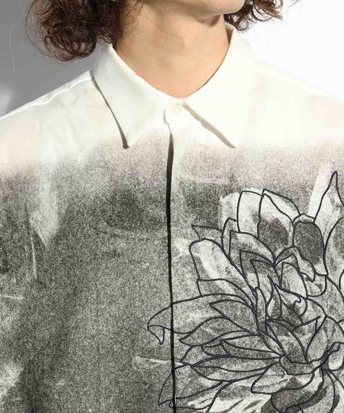 HARE（ハレ）の「フロントダークフラワープリントシャツ(HARE)（シャツ/ブラウス・メンズ・ブラック/ホワイト・FREE）」の12枚目の写真