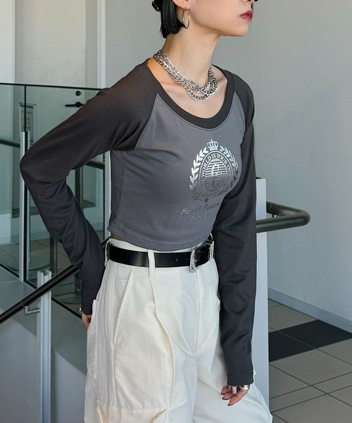 PAGEBOY（ページボーイ）の「ピッタミニラグランロンT（Tシャツ/カットソー・レディース・グレー/オフホワイト・FREE）」の4枚目の写真